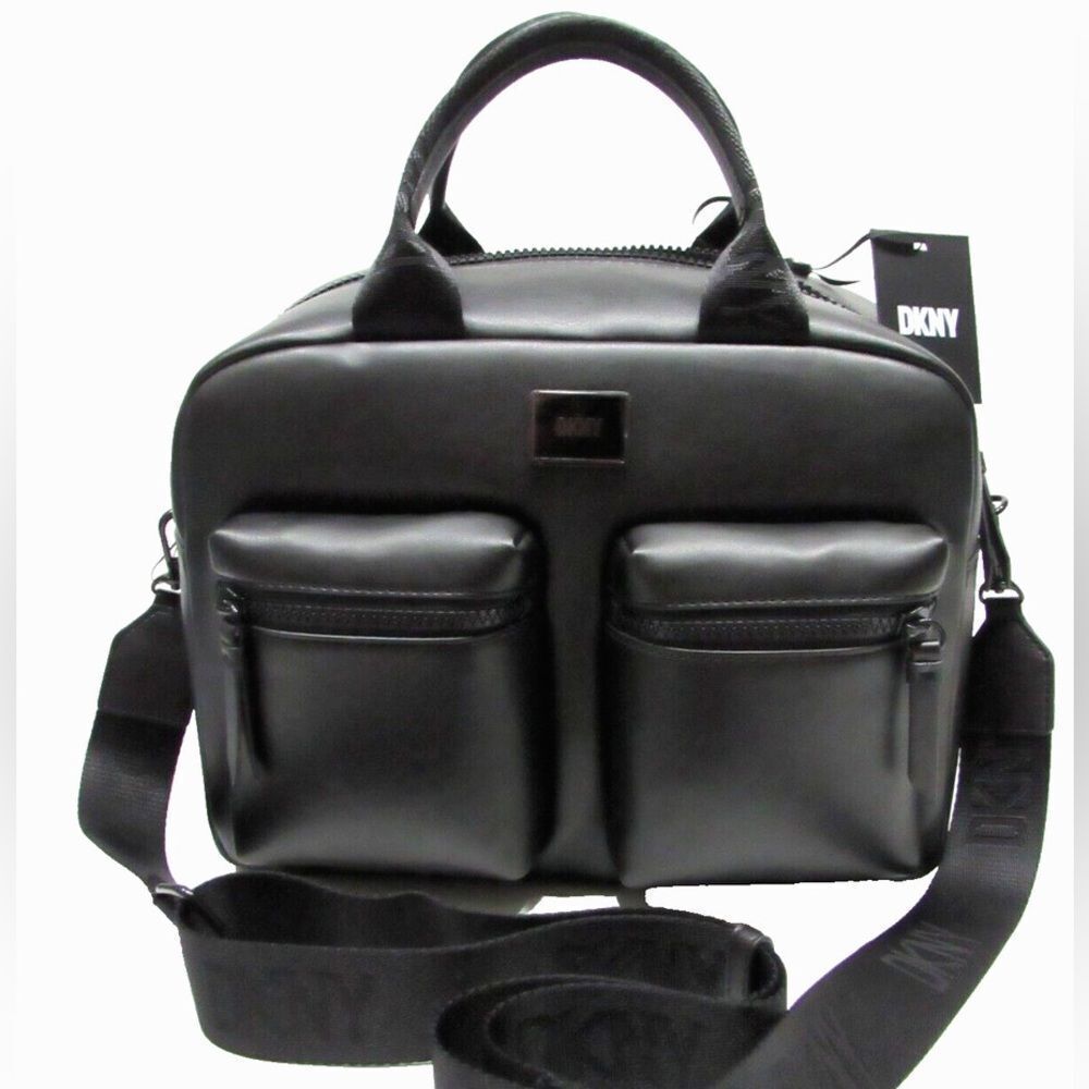 DKNYโCameraโ BagโB93